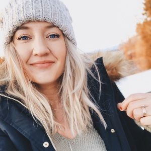 Meet your Posher, Alexandra